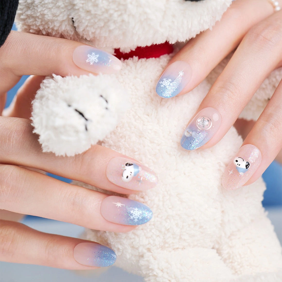 Dashing Diva Snow Snoopy [Almond]