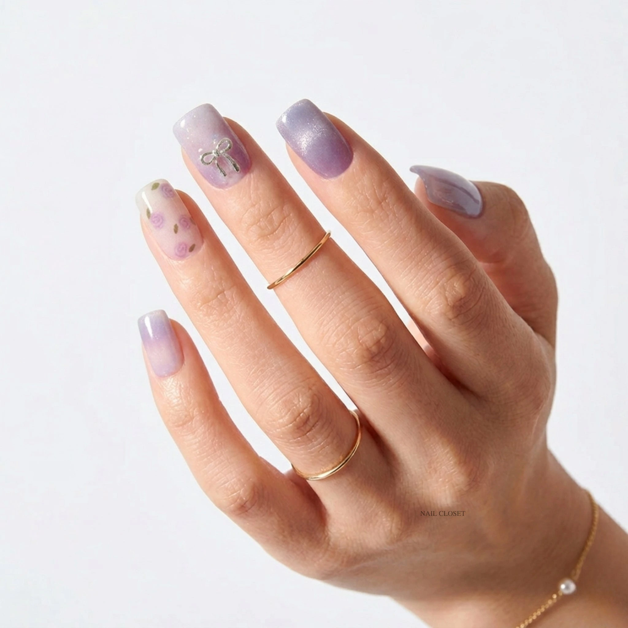 ohora Purple Marble & Silver Ribbon Gel Nails detail