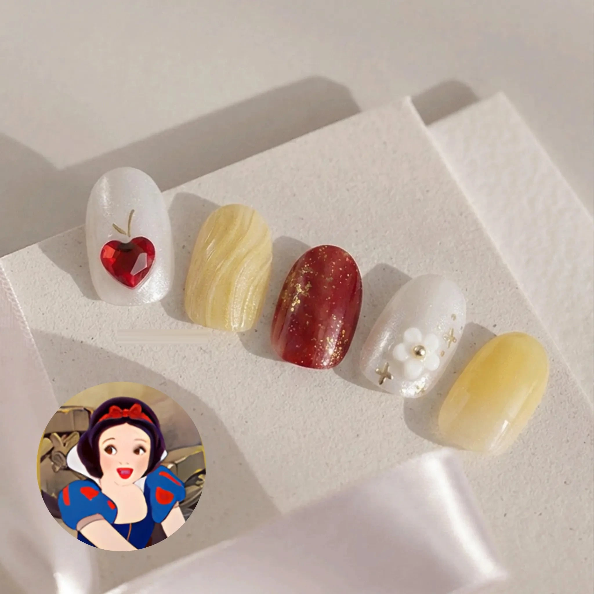 ohora N Snow White's Apple