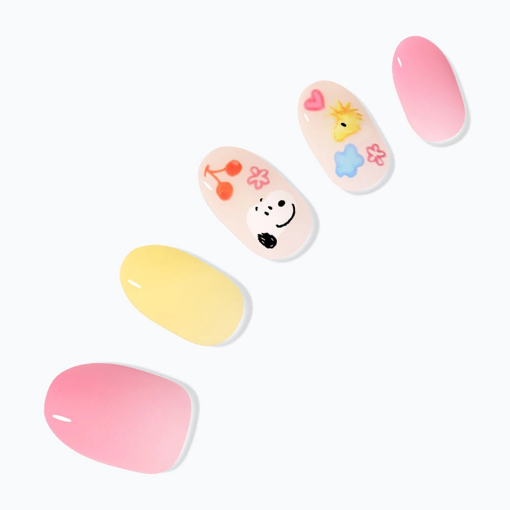 Dashing Diva Crayon Snoopy [Medium Oval]