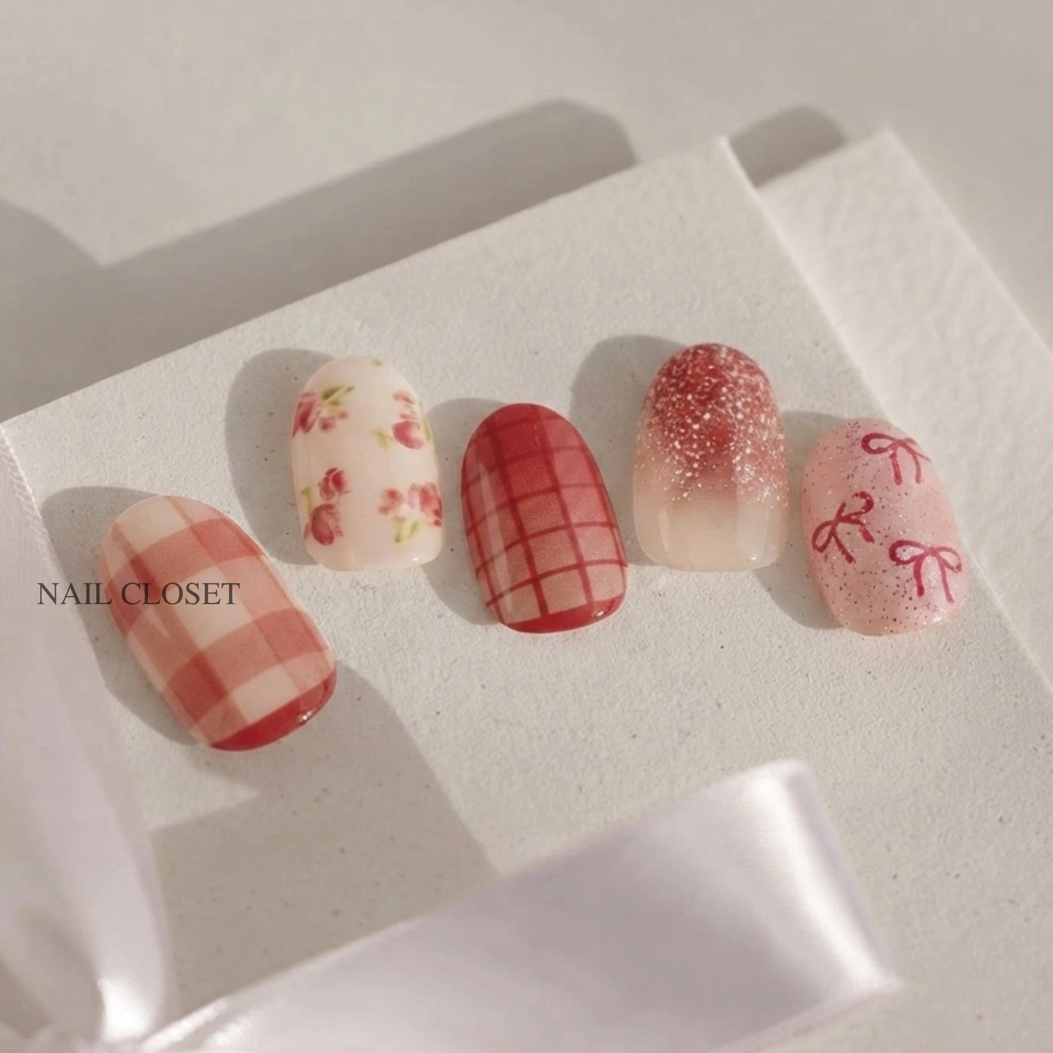 ohora Red Rose & Plaid Bow